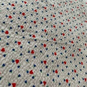 Hearts and flowers pocket square